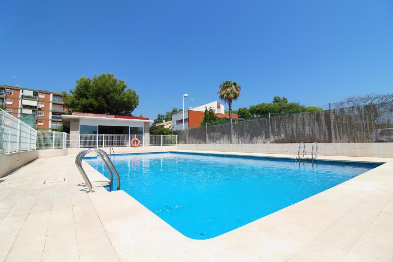 Global Properties, Apartamento Con Terraza Y Piscina A Un Paso De La Playa Канет-де-Беренгер Экстерьер фото
