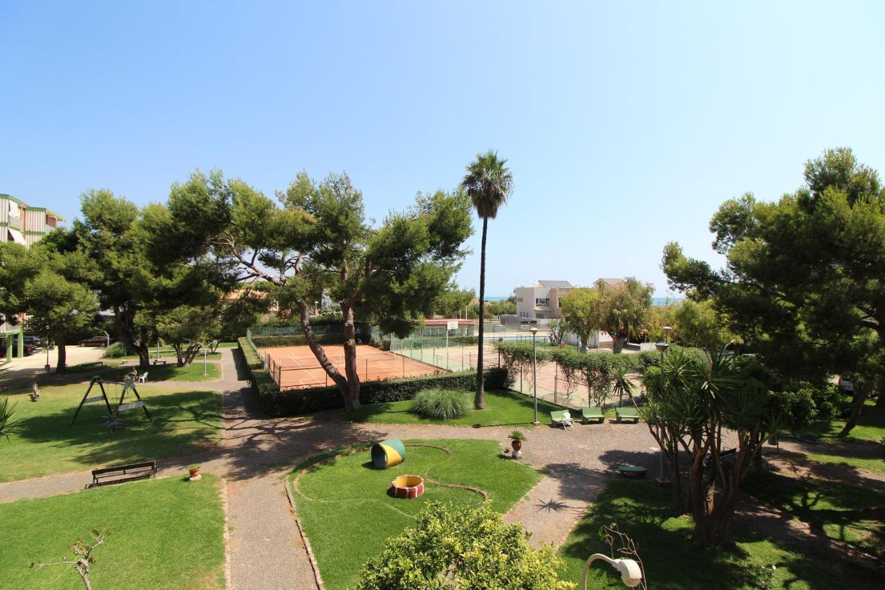 Global Properties, Apartamento Con Terraza Y Piscina A Un Paso De La Playa Канет-де-Беренгер Экстерьер фото
