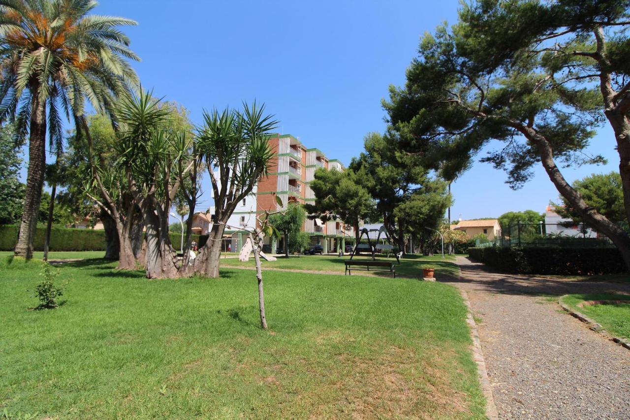 Global Properties, Apartamento Con Terraza Y Piscina A Un Paso De La Playa Канет-де-Беренгер Экстерьер фото