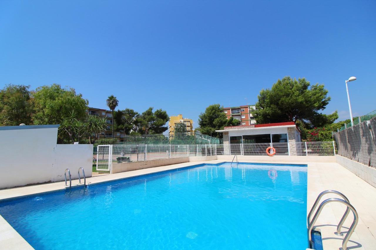 Global Properties, Apartamento Con Terraza Y Piscina A Un Paso De La Playa Канет-де-Беренгер Экстерьер фото