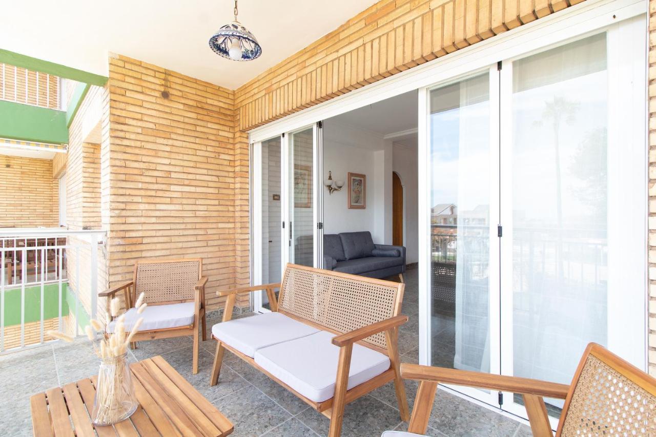 Global Properties, Apartamento Con Terraza Y Piscina A Un Paso De La Playa Канет-де-Беренгер Экстерьер фото
