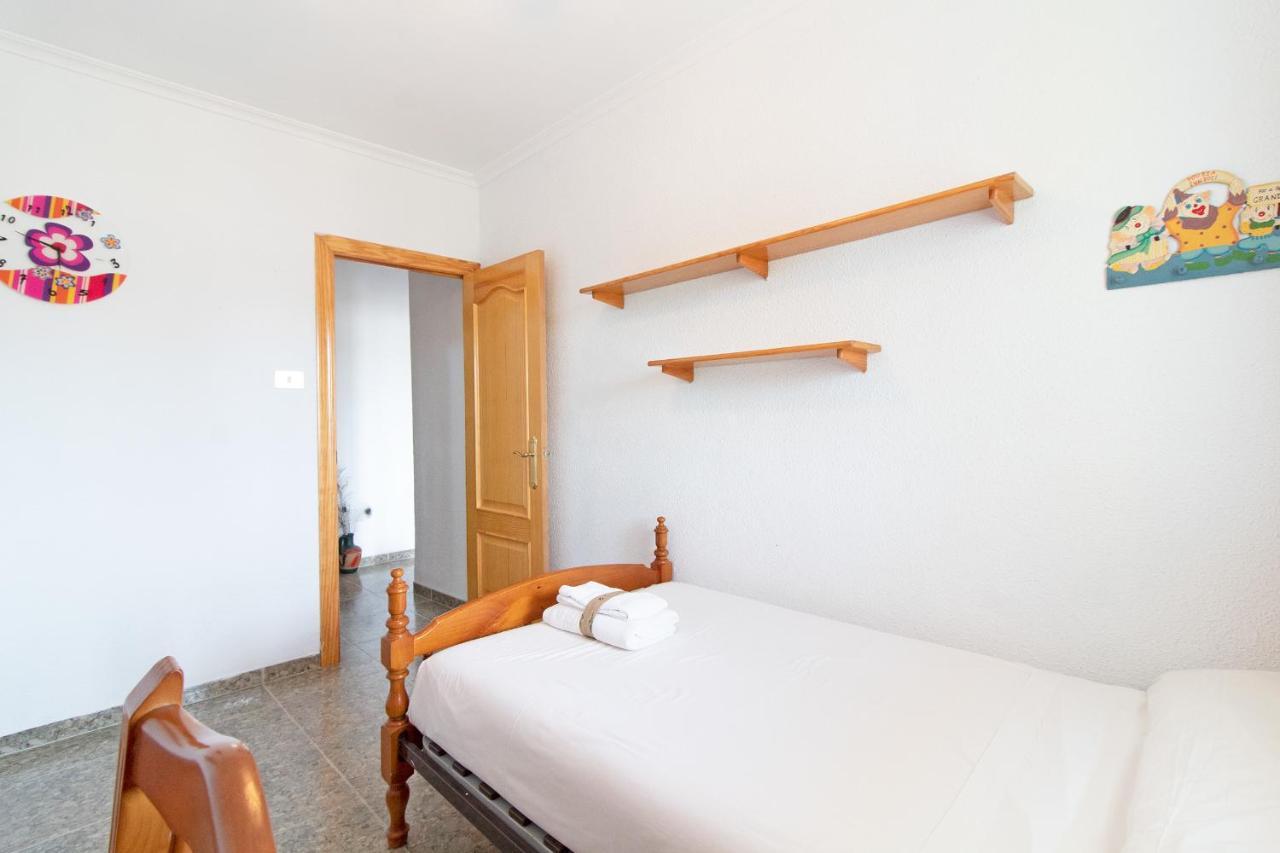 Global Properties, Apartamento Con Terraza Y Piscina A Un Paso De La Playa Канет-де-Беренгер Экстерьер фото