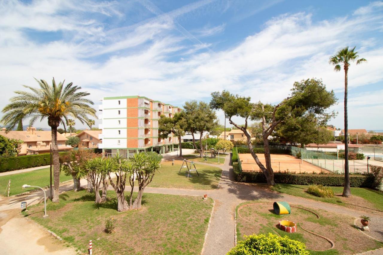 Global Properties, Apartamento Con Terraza Y Piscina A Un Paso De La Playa Канет-де-Беренгер Экстерьер фото