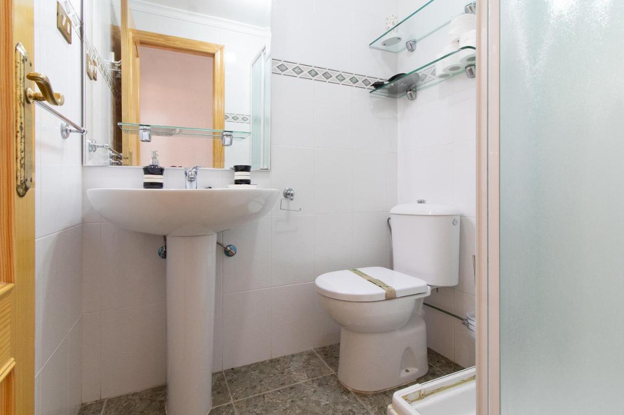 Global Properties, Apartamento Con Terraza Y Piscina A Un Paso De La Playa Канет-де-Беренгер Экстерьер фото