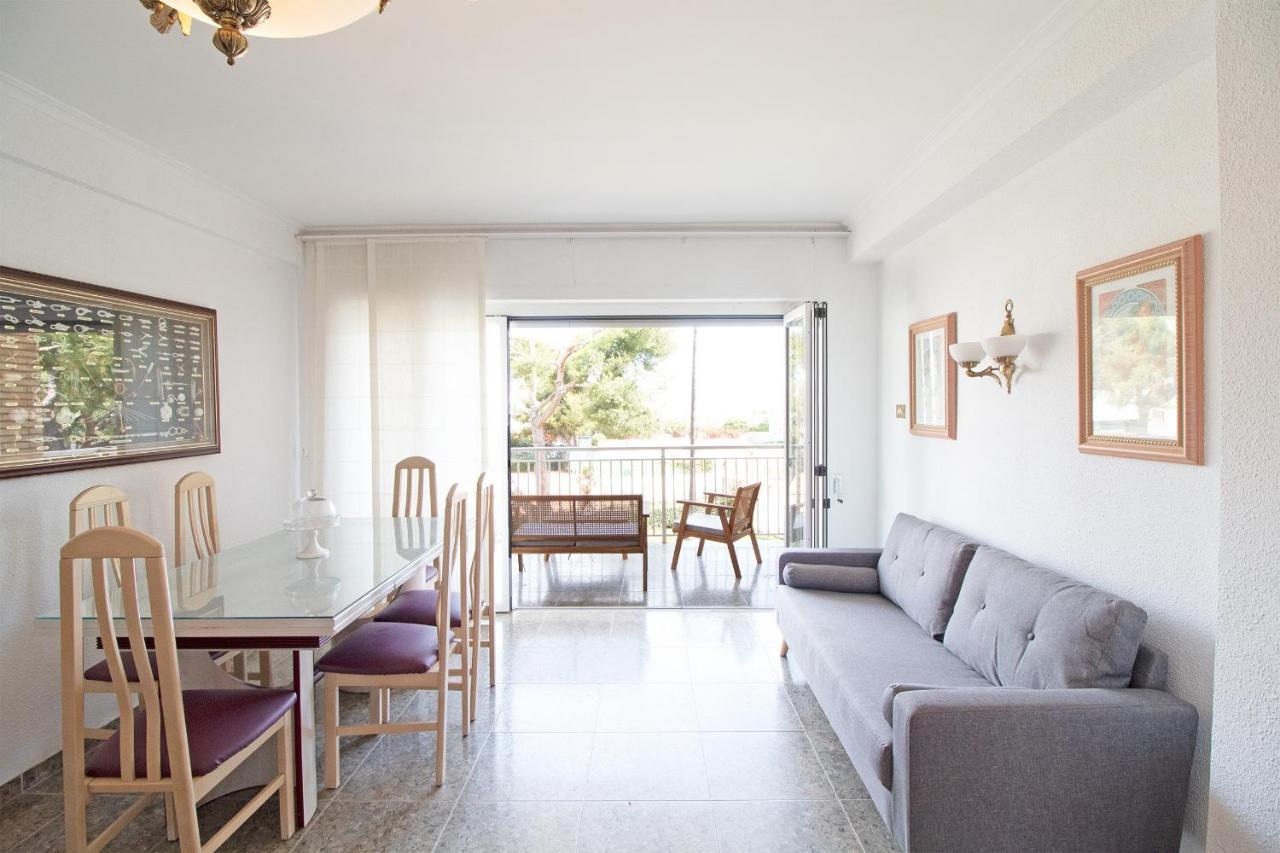 Global Properties, Apartamento Con Terraza Y Piscina A Un Paso De La Playa Канет-де-Беренгер Экстерьер фото
