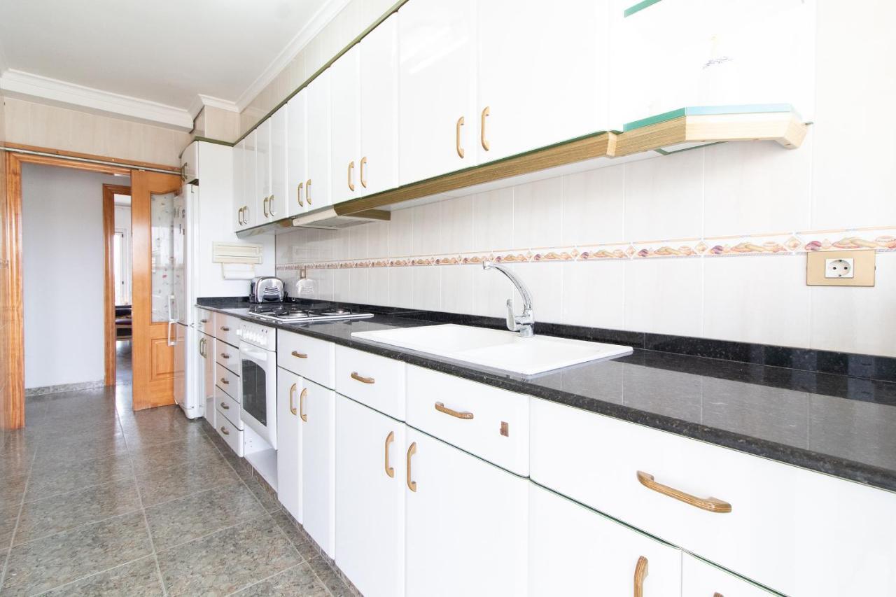 Global Properties, Apartamento Con Terraza Y Piscina A Un Paso De La Playa Канет-де-Беренгер Экстерьер фото