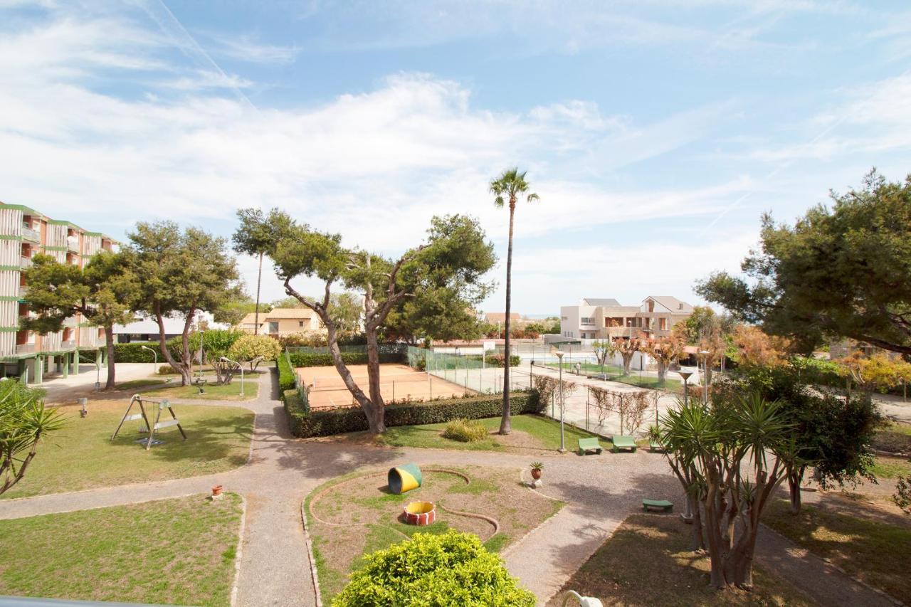 Global Properties, Apartamento Con Terraza Y Piscina A Un Paso De La Playa Канет-де-Беренгер Экстерьер фото